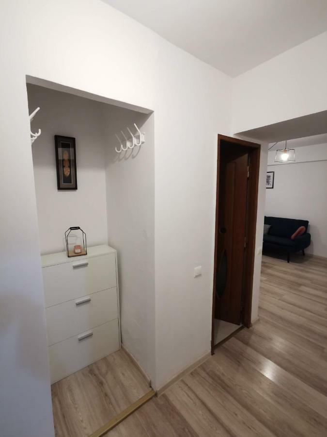 Youth Central Apartment Targu Mures Exterior photo